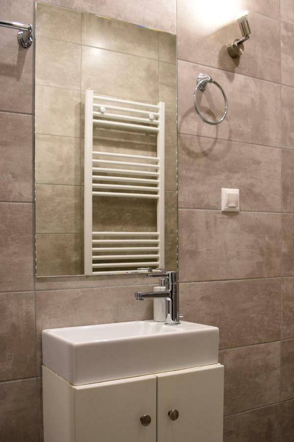 Heliconia Deluxe Apt Must Apartment Thessaloniki Exterior photo